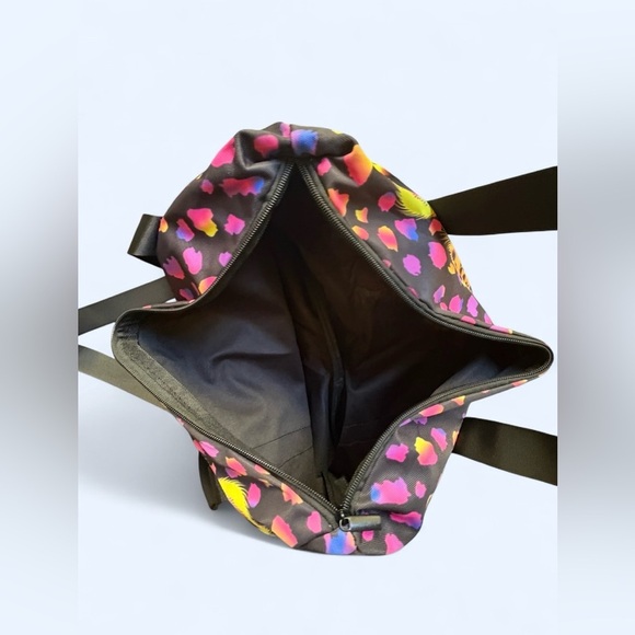 Colorful Rainbow 🌈 Leopard 🐾 Print Tote Bag Y2K 90’s Inspired Duffel Bag - NEW - Picture 3 of 8